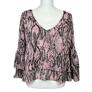 BB Dakota Snakeskin Print Pink Black Layered Cropped‎ Wide Sleeve Size Large